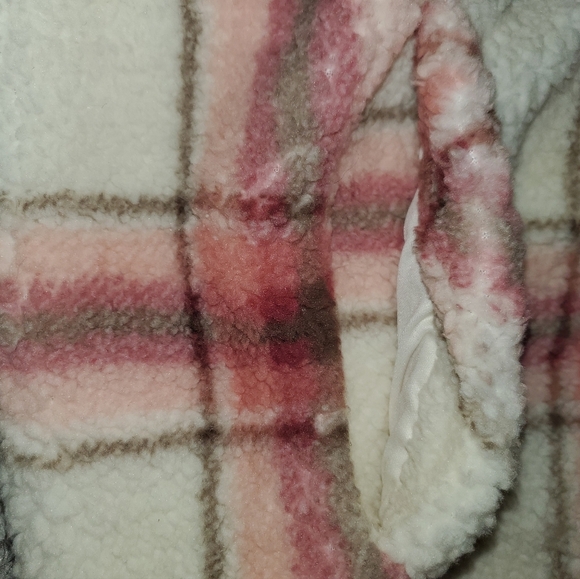 Half Zip Sherpa Plaid Pullover - Picture 11 of 11